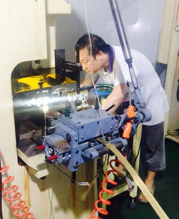 與元則同行，載夢想前進--訪優秀員工之“光頭哥”！